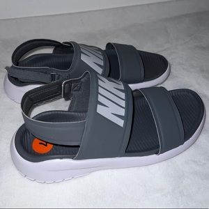 Nike Women's Tanjun Sandal